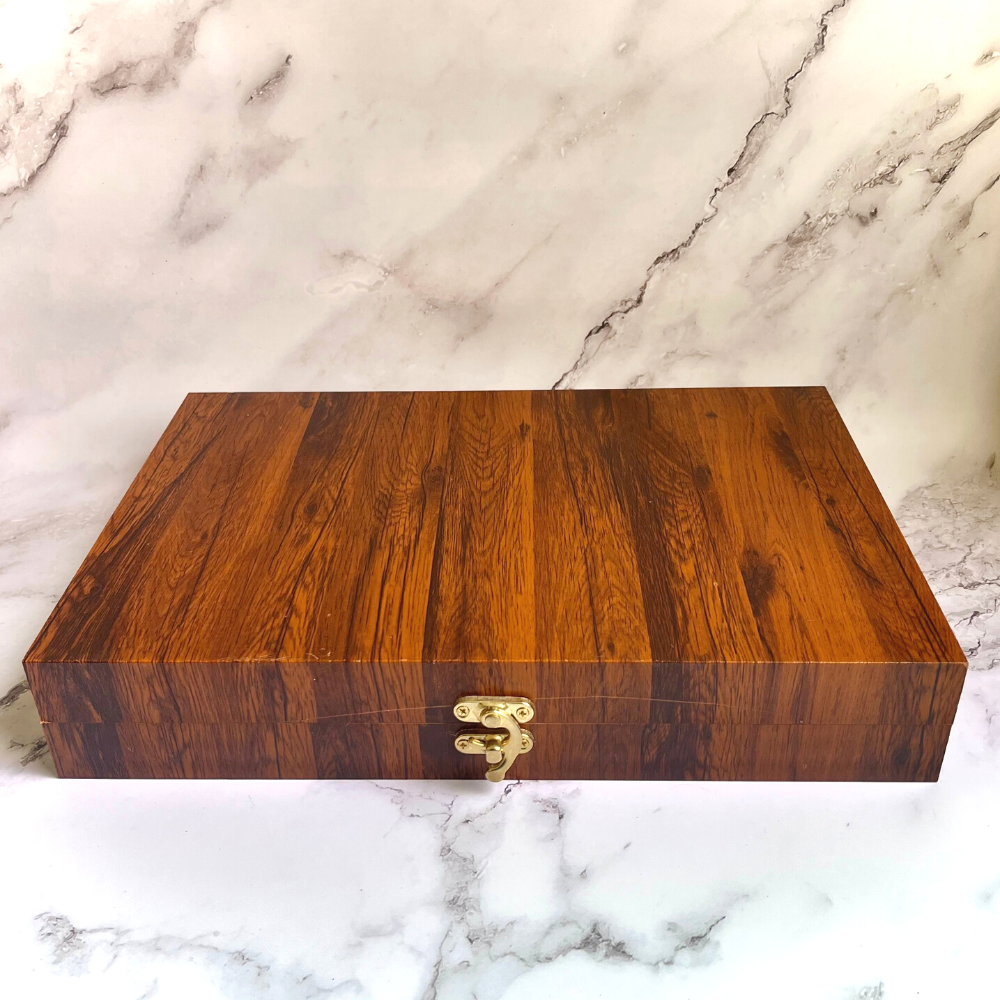 The NutJob Wooden Gift Box -Dried Fruits and Seeds - 650g - Almonds, Dates, Anjeer, Cashews, Pista, Walnut - Diwali Gift - Premium - Luxury